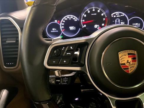 Used 2020 Porsche Cayenne S AWD/4WD image 41