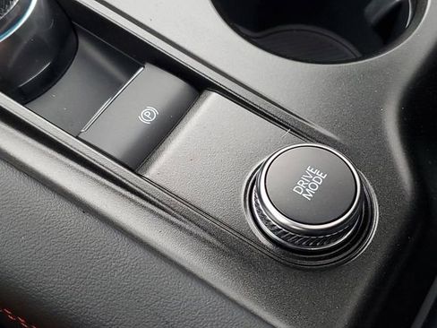 Used 2025 Ford Explorer ST image 24