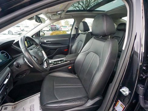 Used 2020 Hyundai Sonata Limited image 18