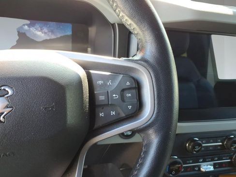 Used 2023 Ford Bronco Badlands AWD/4WD image 13