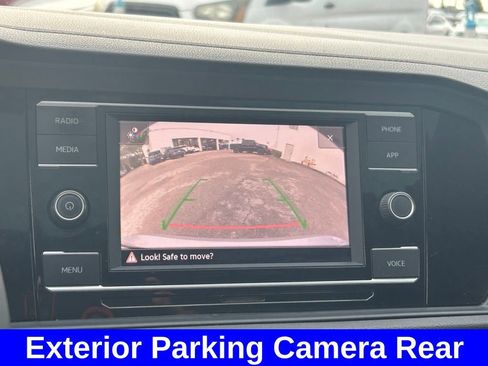 Used 2021 Volkswagen Jetta SE image 12