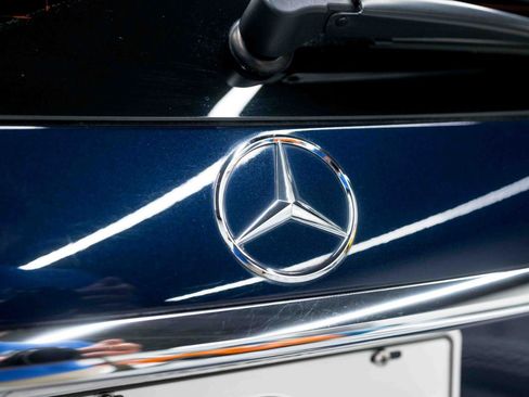 Used 2019 Mercedes-Benz E 450 4MATIC Wagon image 26