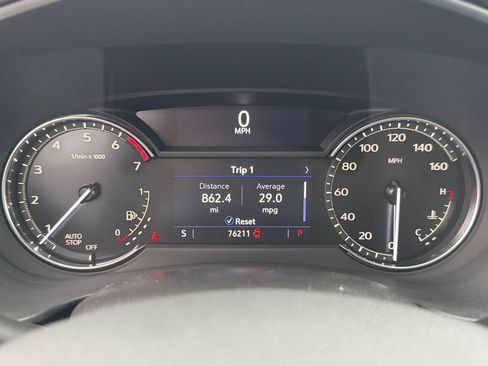 Used 2022 Cadillac XT4 Premium Luxury w/ Safety Alert Package FWD image 27