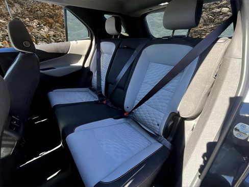 Used 2020 Chevrolet Equinox LS w/ LPO, Cargo Package image 21