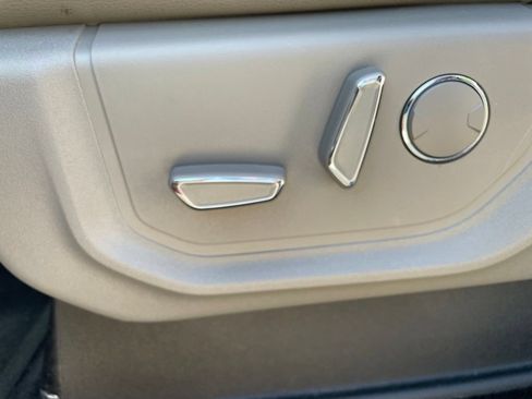 Used 2017 Ford F150 Lariat RWD image 18