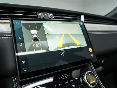 New 2025 Jaguar F-PACE R-Dynamic S AWD/4WD image 27