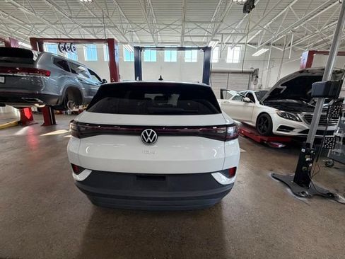 Used 2023 Volkswagen ID.4 Pro RWD image 8