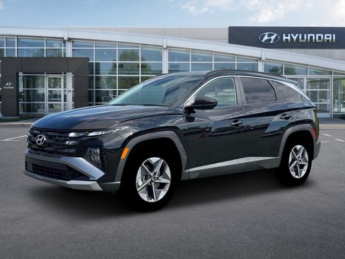 New 2026 Hyundai Tucson SEL Plus AWD/4WD image 2