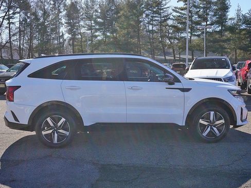 Used 2022 Kia Sorento S w/ Panoramic Sunroof Package image 21