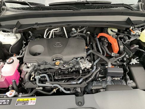 New 2024 Toyota Grand Highlander Limited image 42