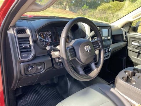 Used 2019 RAM 5500 Tradesman w/ Chrome Appearance Group RWD image 21