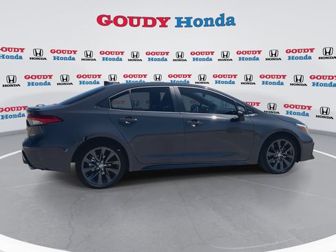 Used 2026 Toyota Corolla XSE FWD image 9