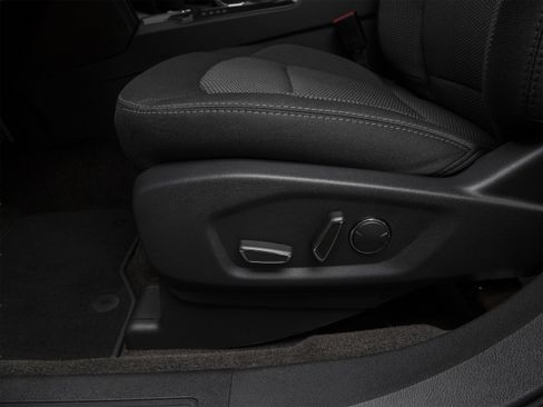 Used 2018 Ford Explorer Limited FWD image 19