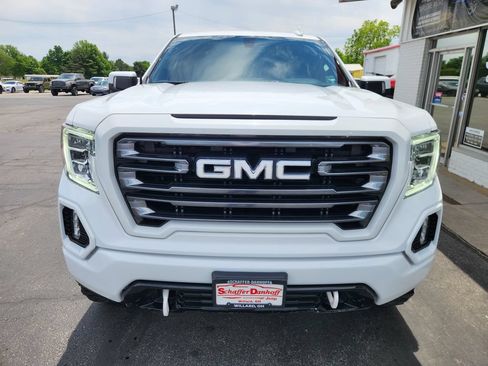Used 2022 GMC Sierra 1500 AT4 w/ AT4 Preferred Package AWD/4WD image 10
