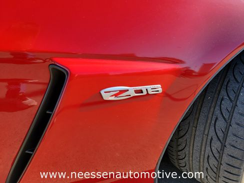 Used 2006 Chevrolet Corvette Z06 w/ Preferred Equipment Group image 10