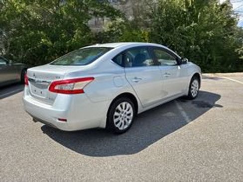 Used 2013 Nissan Sentra SV w/ Driver Pkg FWD image 3