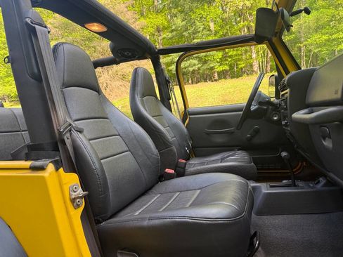 Used 2002 Jeep Wrangler SE AWD/4WD image 48