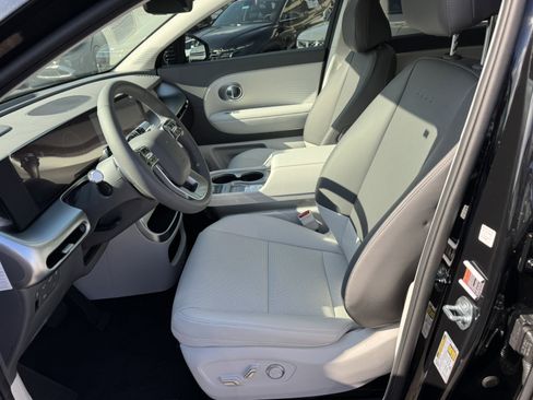 New 2026 Hyundai Ioniq 9 SEL image 9