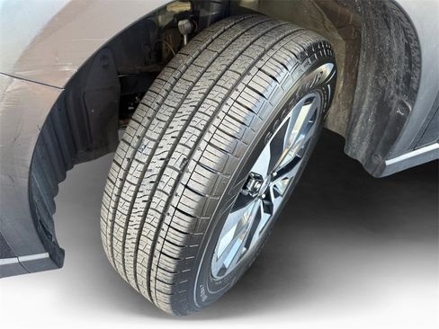 Used 2023 Subaru Outback Touring XT image 9