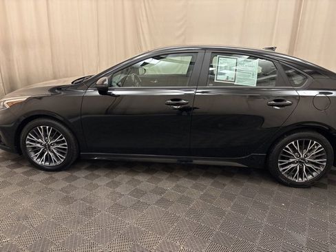 Certified 2023 Kia Forte GT-Line image 7