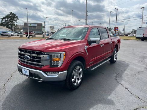 Used 2023 Ford F150 Lariat w/ FX4 Off-Road Package image 9