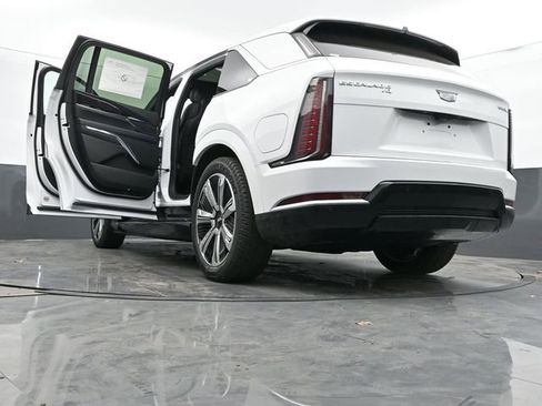 New 2025 Cadillac Escalade IQ Luxury 1 image 69