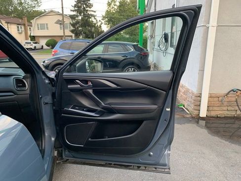 Used 2022 MAZDA CX-9 Carbon Edition image 33