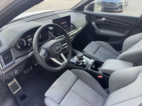 Used 2025 Audi SQ5 Premium Plus image 9