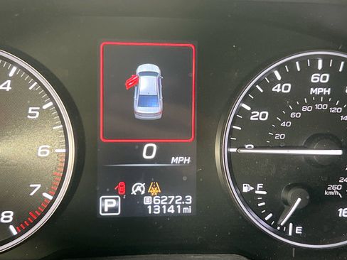 Used 2024 Subaru Legacy Premium image 12