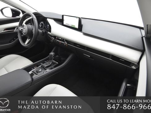 Certified 2025 MAZDA MAZDA3 2.5 Turbo Sedan w/Premium Plus image 25