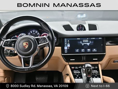 Used 2021 Porsche Cayenne image 14