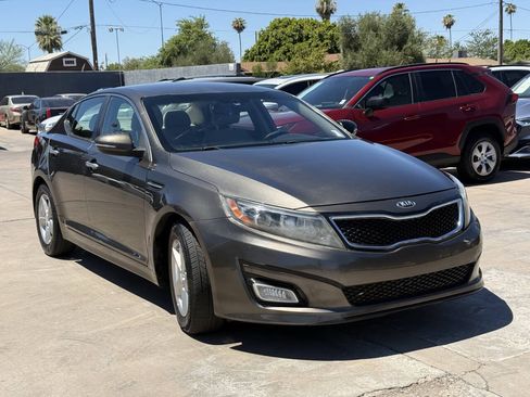 Used 2014 Kia Optima LX w/ Paint Protection Film Package FWD image 3