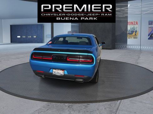 Used 2023 Dodge Challenger SXT w/ Blacktop Package image 7