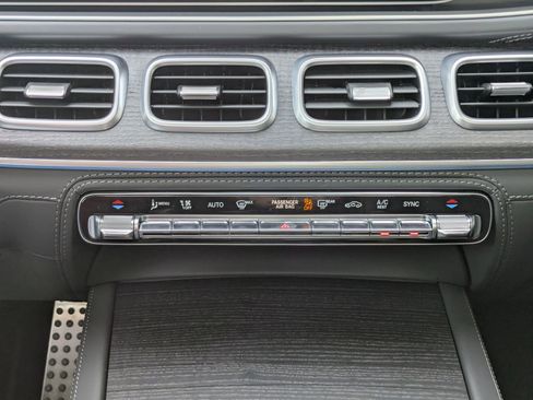 Used 2023 Mercedes-Benz GLE 53 AMG 4MATIC image 20