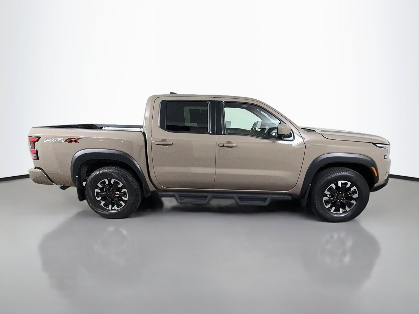 Used 2024 Nissan Frontier PRO-4X w/ Pro Convenience Package AWD/4WD image 6
