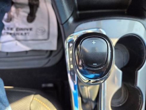 Used 2019 Chevrolet Cruze LS w/ LS Convenience Package FWD image 30