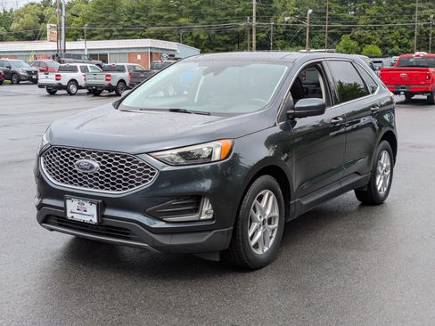 Used 2024 Ford Edge SEL w/ Convenience Package AWD/4WD image 5