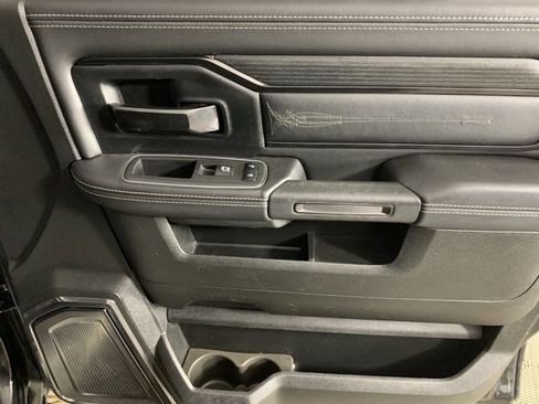 Used 2023 RAM 2500 Limited image 27