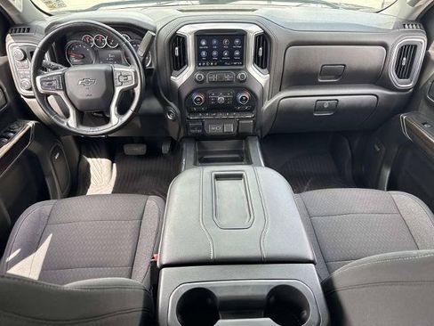 Used 2021 Chevrolet Silverado 1500 LT Trail Boss w/ Convenience Package II AWD/4WD image 17