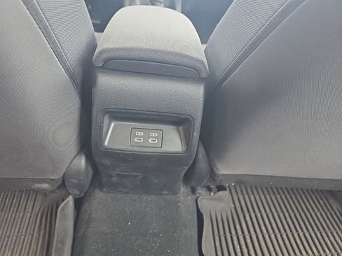 Used 2024 Toyota Corolla LE image 13