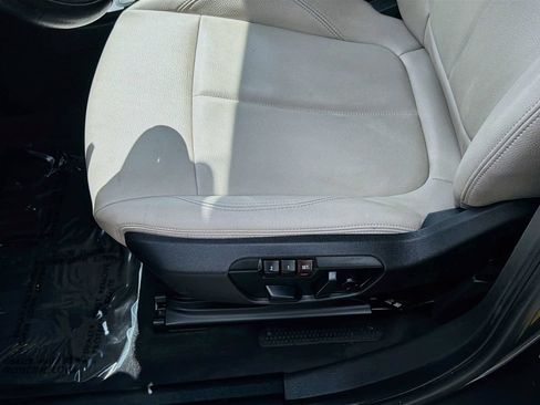 Used 2019 BMW X1 sDrive28i w/ Convenience Package FWD image 18