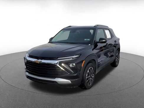 Used 2025 Chevrolet TrailBlazer LT image 6