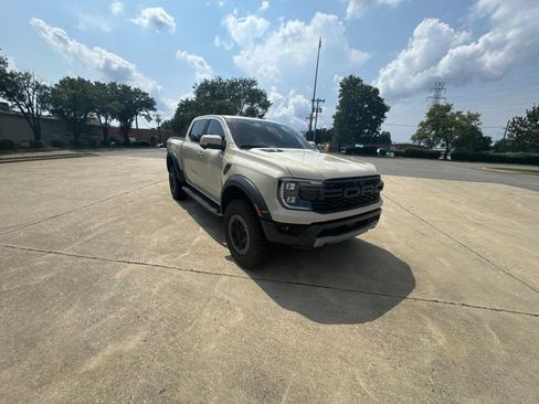 Used 2025 Ford Ranger Raptor AWD/4WD image 7