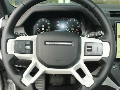 New 2026 Land Rover Defender 110 X-Dynamic SE image 16