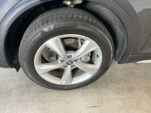 Used 2020 Audi Q5 2.0T Premium w/ Convenience Package image 10