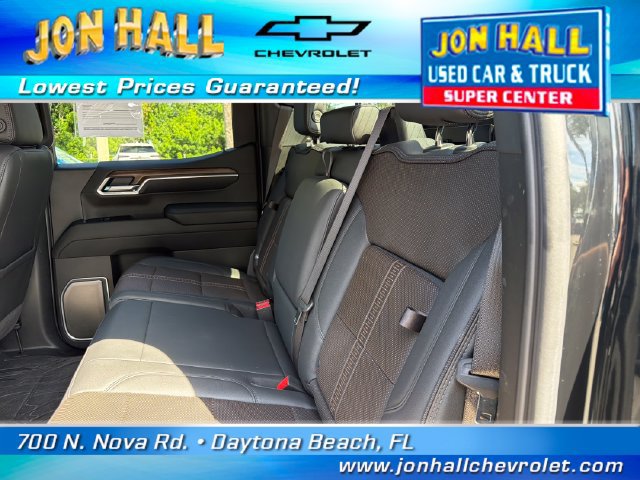Used 2025 Chevrolet Silverado 1500 High Country w/ High Country Premium Package AWD/4WD image 19