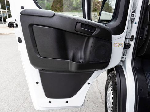 New 2026 RAM ProMaster 2500 FWD image 7