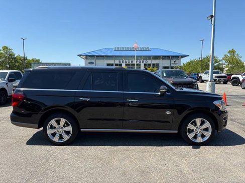 Certified 2024 Ford Expedition Max King Ranch AWD/4WD image 4