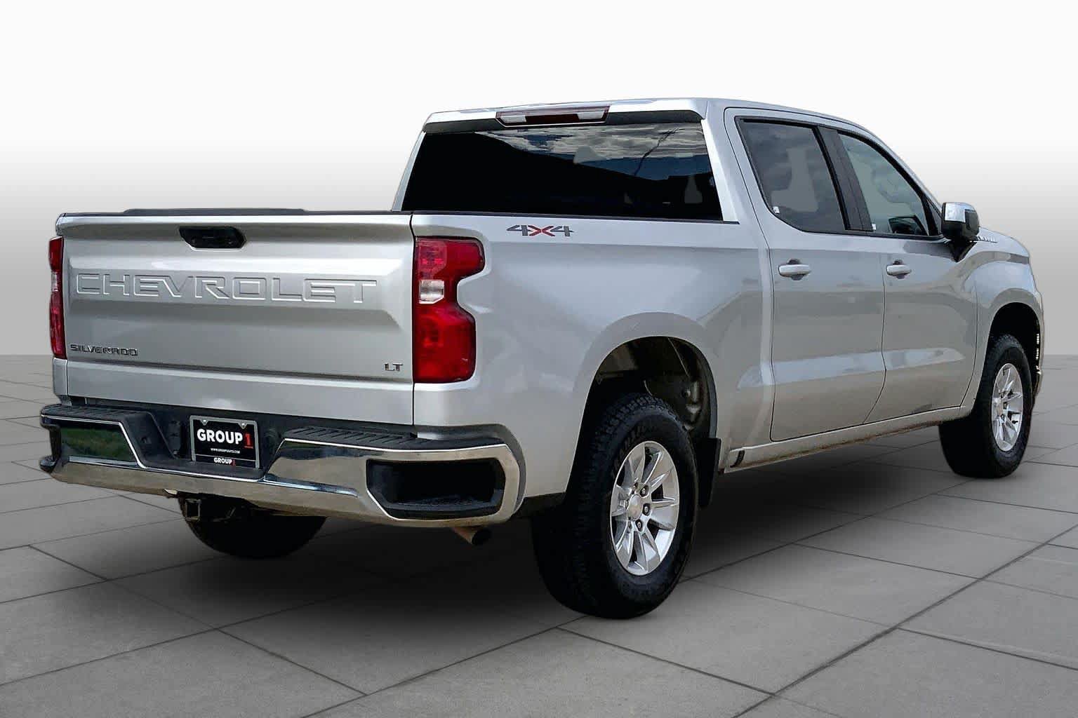 Used 2020 Chevrolet Silverado 1500 LT w/ Fleet Comfort Package AWD/4WD image 13