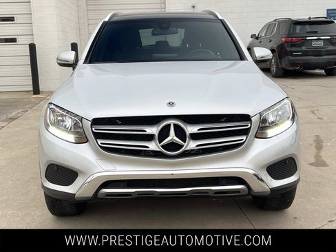 Used 2018 Mercedes-Benz GLC 300 4MATIC image 9